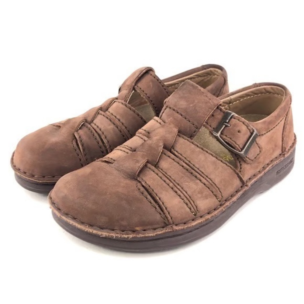 BIRKENSTOCK Fisherman Madeira T Strap Brown Leather Sandals